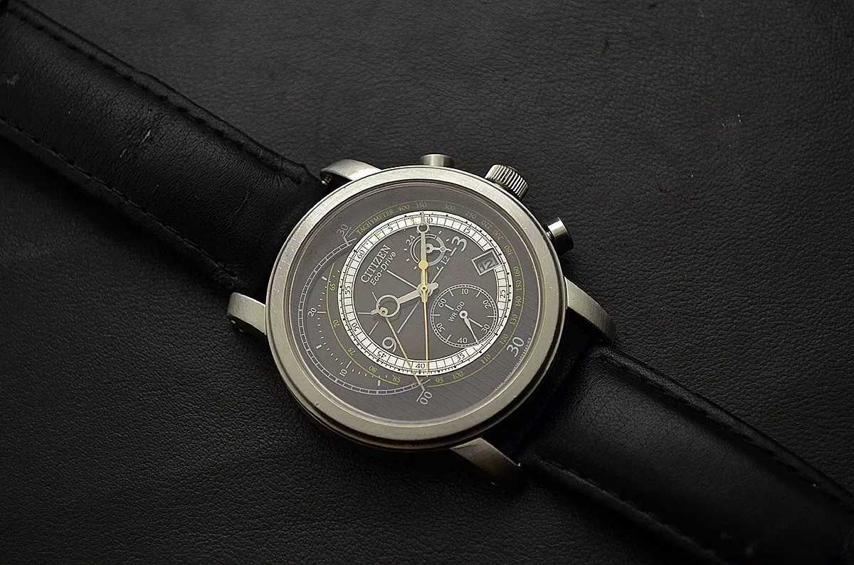 Citizen Isaac Newton Eco Drive Chronograph - H570 - s045550